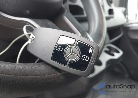 2019 Mercedes-Benz Sprinter 2500 High Roof V6 from USA, damaged, VIN WD4PF1CD0KP118356